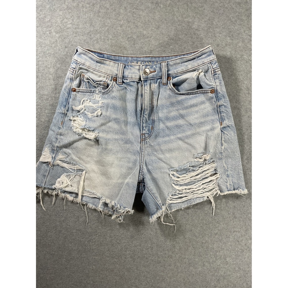 American Eagle High Waisted Distressed Denim Shorts Light Wash Size 4 2450